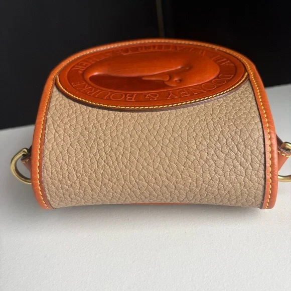 Vintage Dooney and Bourke Awl Taupe Leather Big Duck Crossbody Bag - Picture 7 of 16